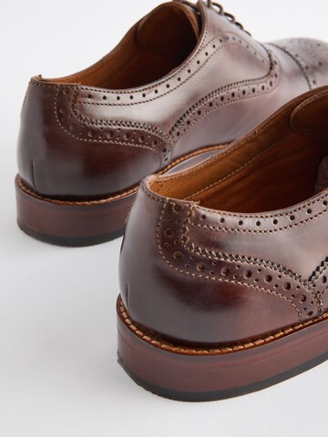 Chaussure à lacets Next en marron