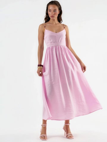 Robe Busem en rose : devant