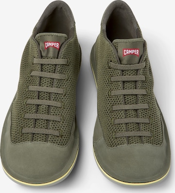 Scarpa stringata 'Beetle' di CAMPER in verde