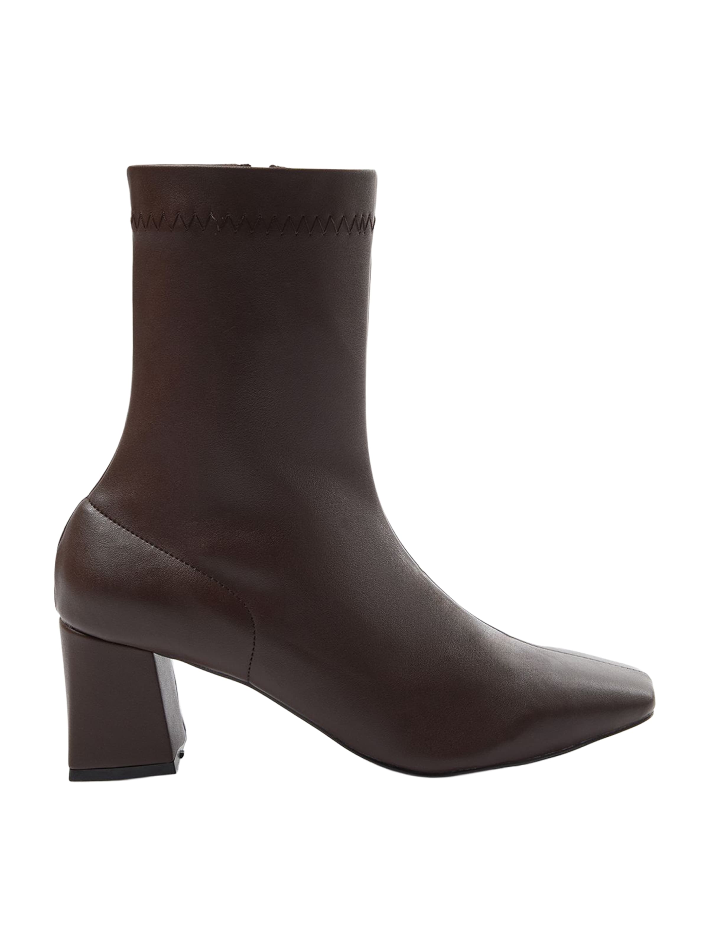 Bottines Trendyol en marron : devant