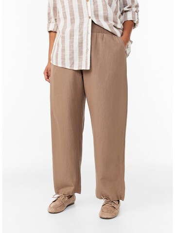 Zizzi Normální Kalhoty 'VEllie' – hnědá: přední strana