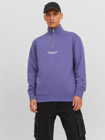 JACK & JONES Sweatshirt 'Vesterbro' in Purple: front