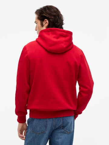 TOMMY HILFIGER Sweatshirt in Red