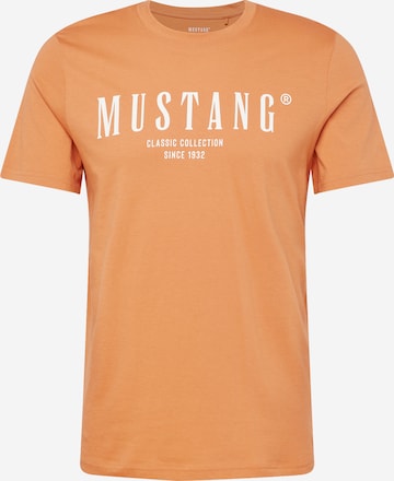 MUSTANG Μπλουζάκι 'Austin' σε πορτοκαλί: μπροστά