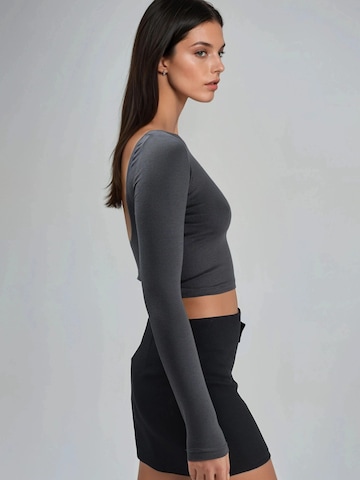 T-shirt Busem en gris