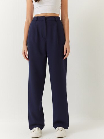 Loosefit Pantalon à pince Bianco Lucci en bleu