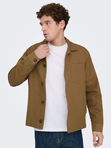 Only & Sons - Ajuste regular Camisa 'ONSRONNIE' en marrón: frente