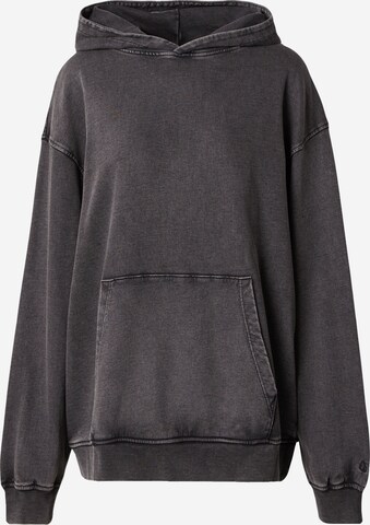 QS Sweatshirt in Zwart: voorkant