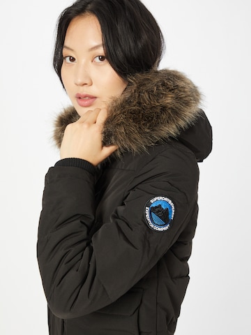 Superdry Зимняя куртка 'Everest' в Черный