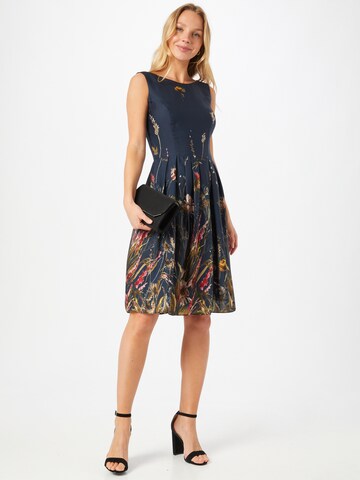 Rochie de cocktail de la SWING pe albastru