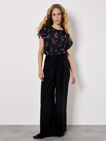Haut ' ' Apricot en noir