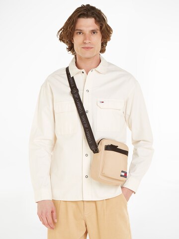 Tommy Jeans Crossbody Bag 'Daily Reporter' in Beige: front