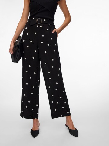 Regular Pantalon 'VMJoan' VERO MODA en noir : devant