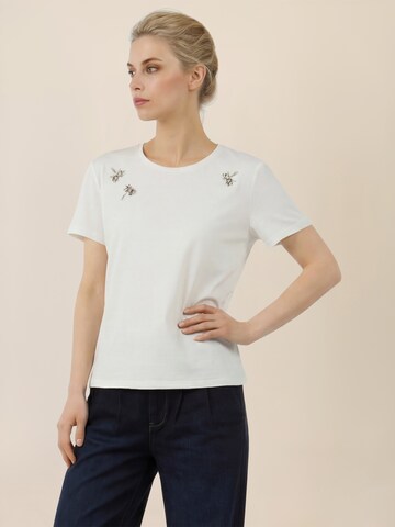 APART Shirt in White: front