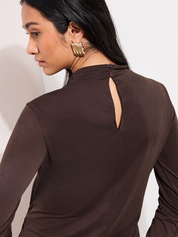 Friends Like These Majica | rjava barva