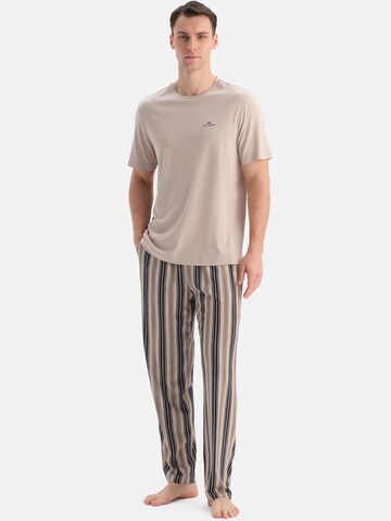 Dagi Pitkä pyjama värissä harmaa: etupuoli