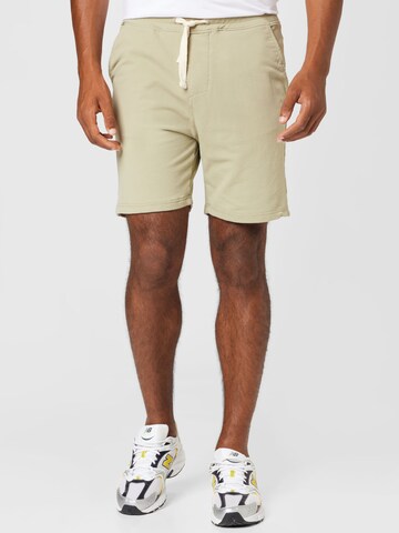 Hailys Men Regular Shorts in Grün: predná strana