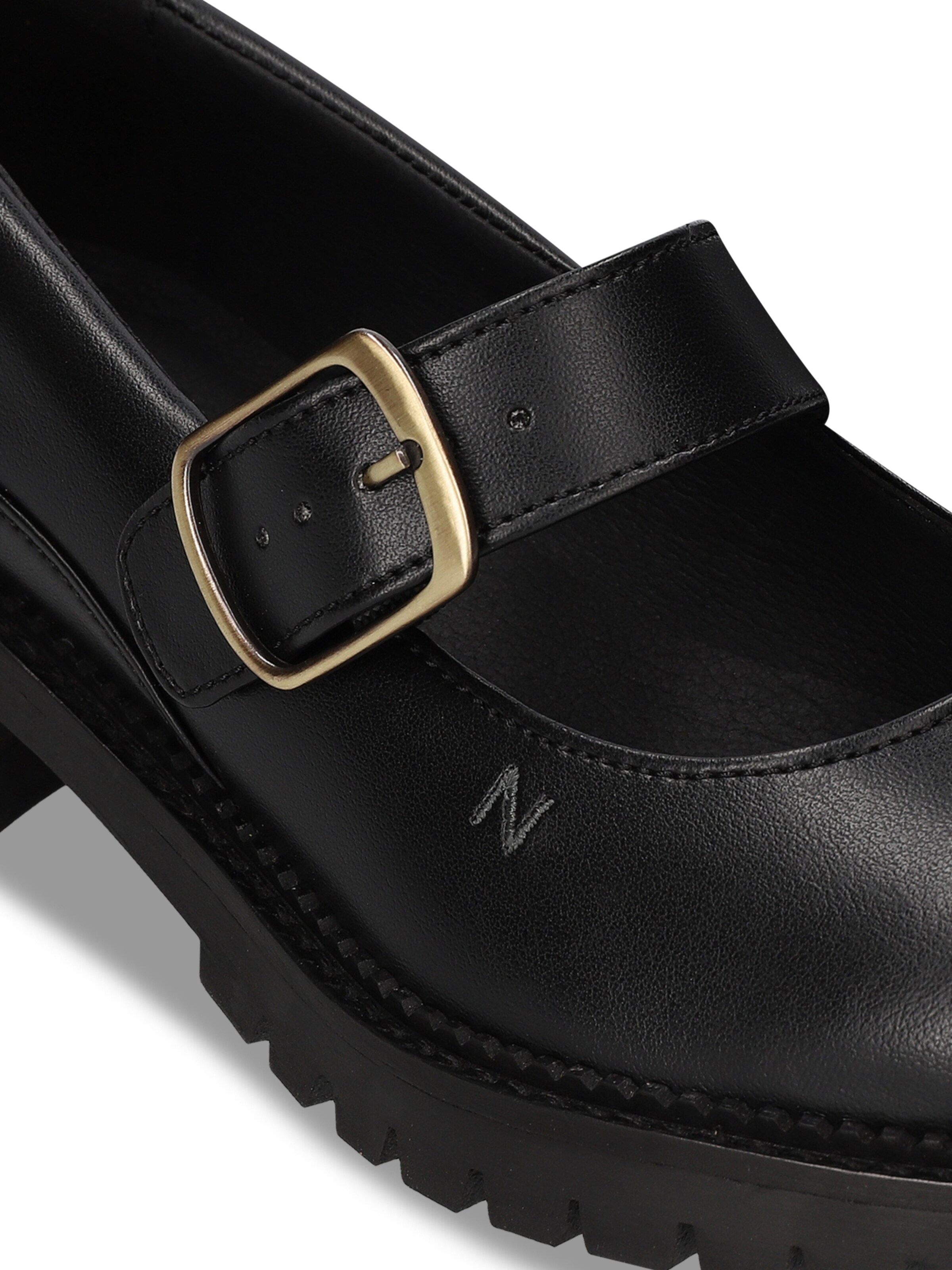 nae Vegan Shoes - Sapato com atacadores em preto