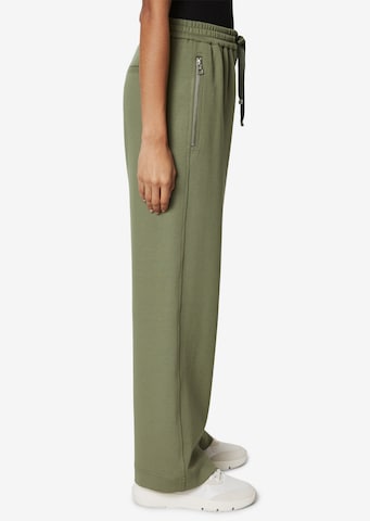 Marc O'Polo Loose fit Trousers in Green