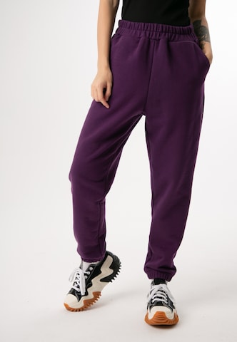 Effilé Pantalon ET Nos en violet : devant