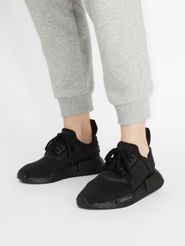 ADIDAS ORIGINALS Platform trainers 'NMD R1' in Black