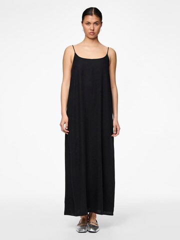 Robe 'PIA' PIECES en noir : devant