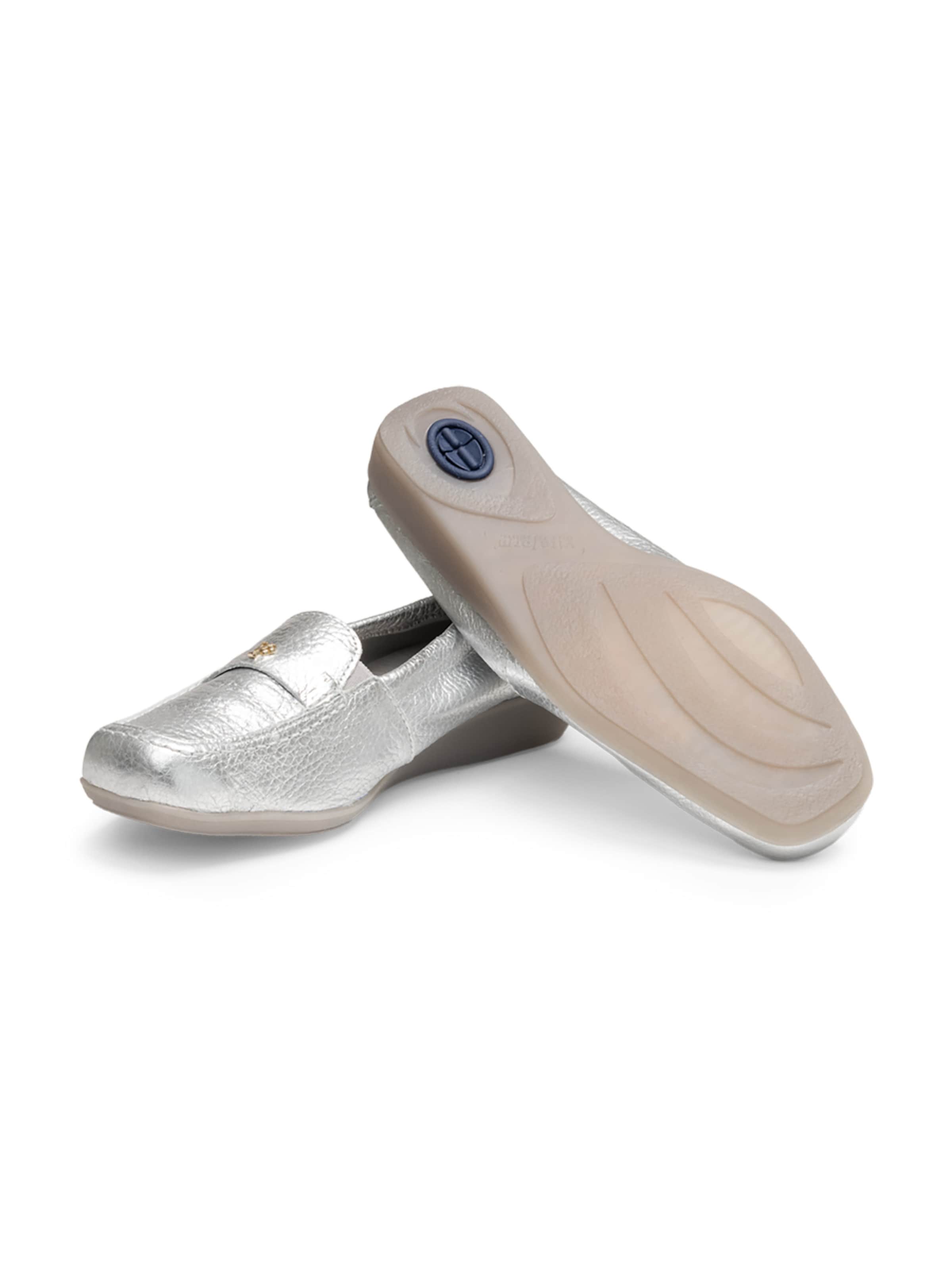 VITAFORM Moccasins in Silver