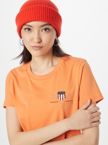 GANT T-Shirt 'Archive Shield' in Orange