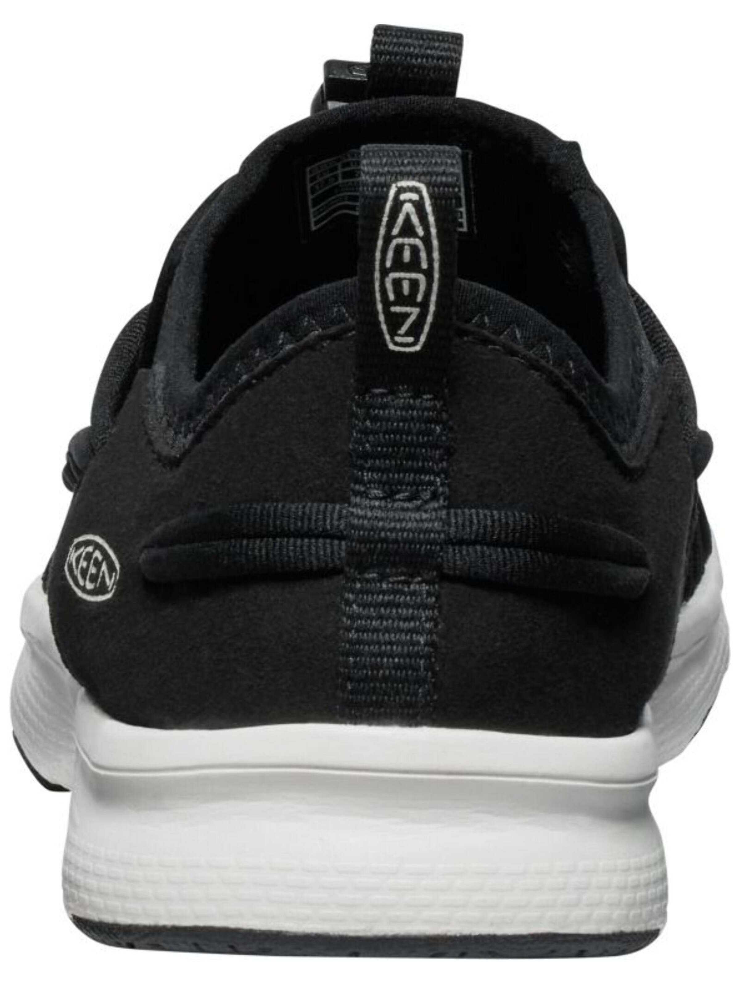 KEEN - Sandália em preto