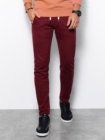 Effilé Pantalon 'P946' Ombre en rouge