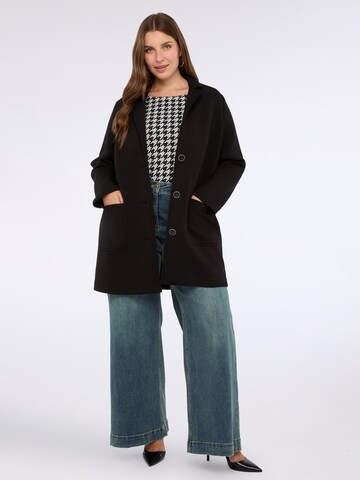 Manteau d’hiver Fiorella Rubino en noir