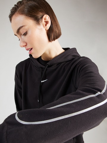 NIKE Sportsweatshirt 'One' in Schwarz