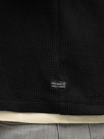 INDICODE Sweater in Black