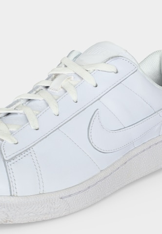 Nike Sportswear Кроссовки 'CLASSIC' в Белый
