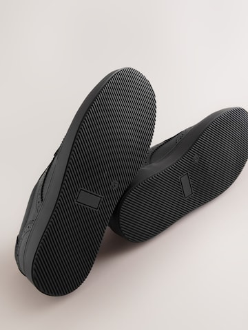 Chaussure basse Next en noir