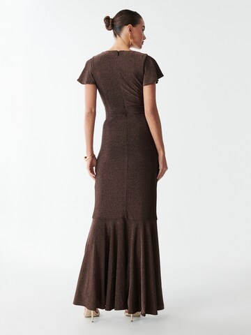 ruda Sável Suknelė 'Zaria': galas