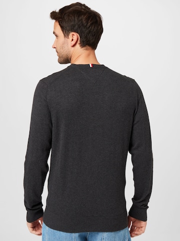 TOMMY HILFIGER Svetr – šedá
