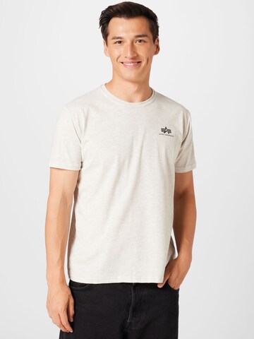 ALPHA INDUSTRIES T-shirt i vit: framsida