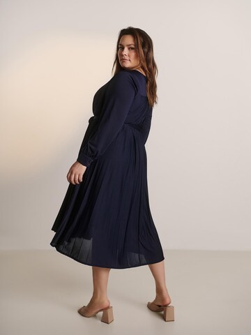 Robe 'Cosima' Guido Maria Kretschmer Curvy en bleu