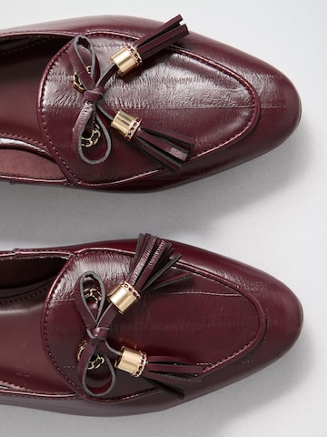 Lipsy Slip-ons in Red