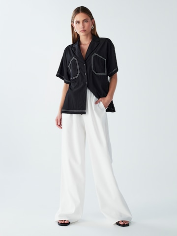 Willa Blouse 'Zimi' in Zwart