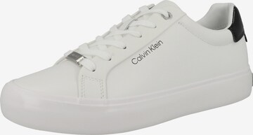 Baskets basses Calvin Klein en blanc : devant