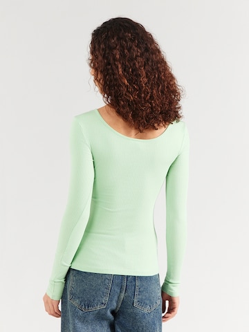 PIECES Shirt 'PCKITTE' in Groen