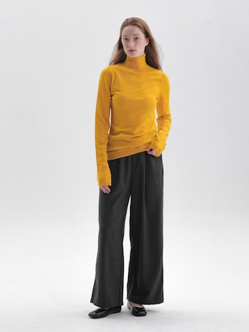 TorWeit Sweater 'Winter Layer Top' in Yellow