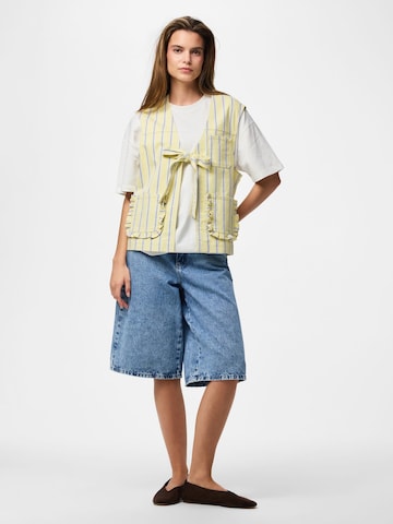 Gilet 'PCBillo' di PIECES in giallo