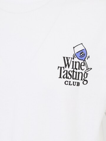 On Vacation Club Shirt 'Wine Tasting' in Wit