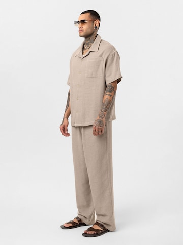 Dandalo Regular Hemmadräkt 'Chris' i beige