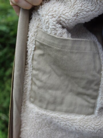 Surf Monkey Winter Jacket in Beige
