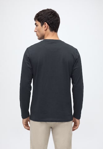 Maglietta di OLYMP in nero