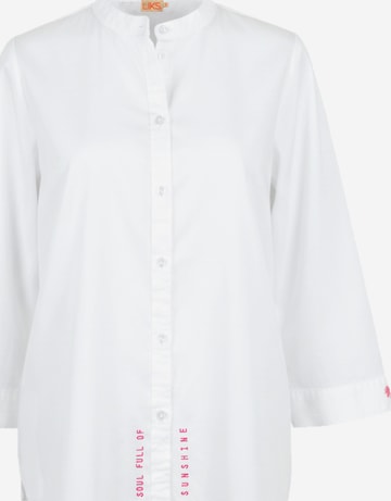 Chemisier 'Bluse mit Stickerei aus Baumwolle - GoldieC' LIKS. Munich en blanc : devant